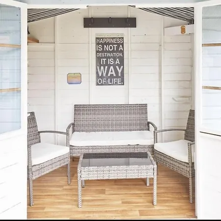 Whitby Boutique - Mast Cottage Exterior photo