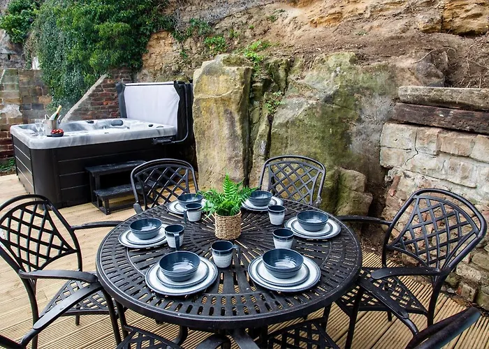 Whitby Boutique - Mast Cottage