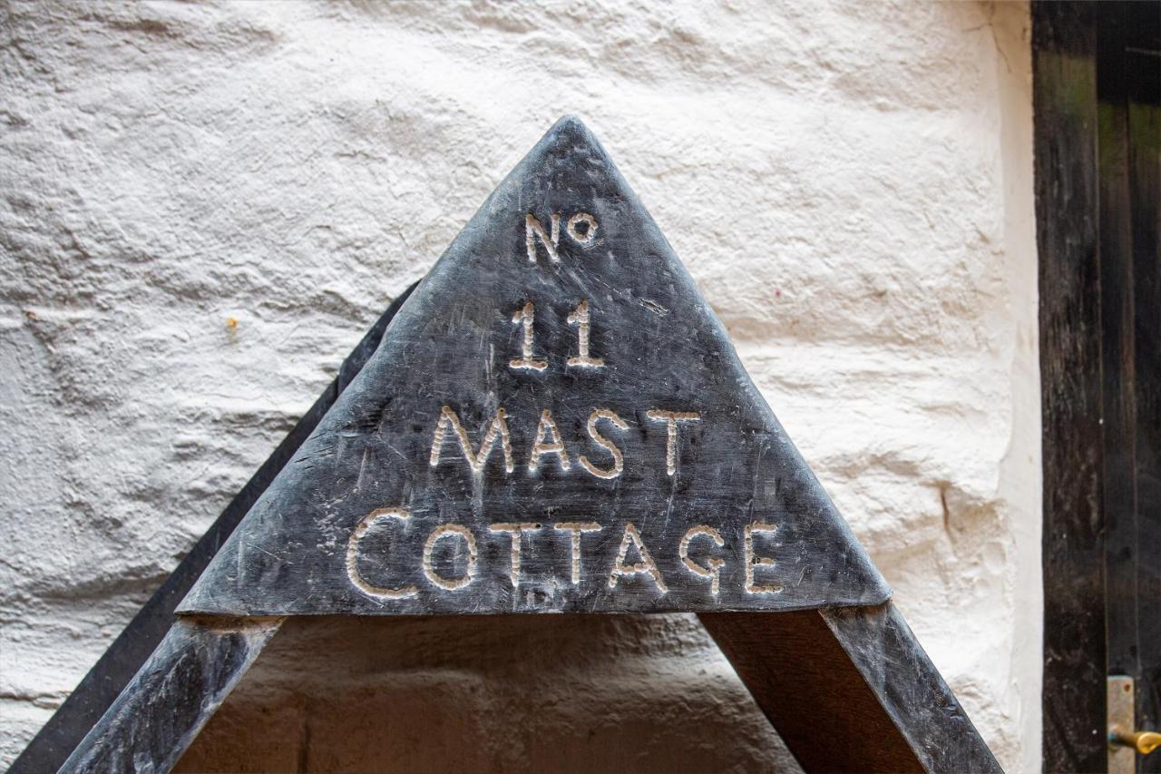 Boutique - Mast *